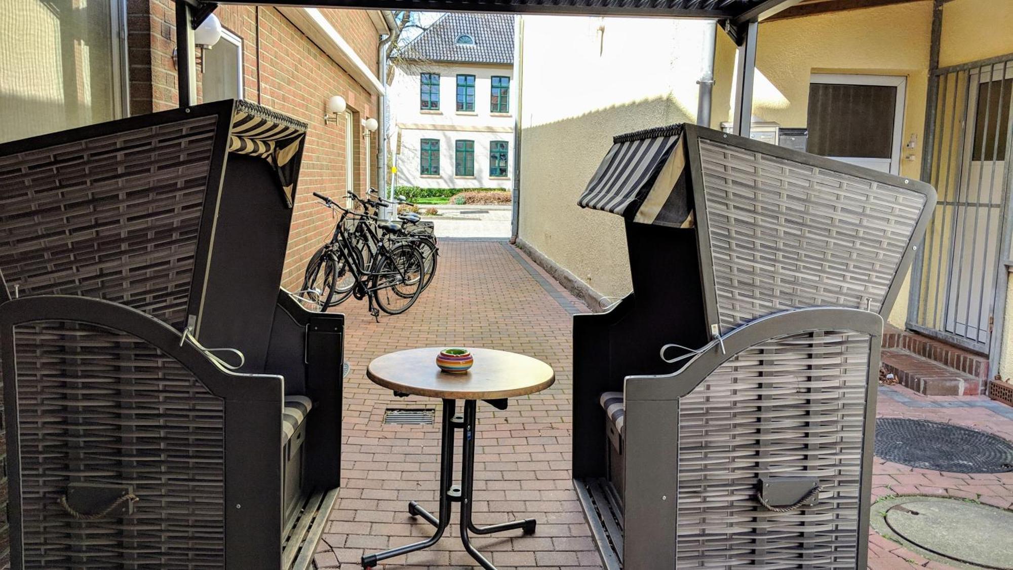 Hotel Drostenhof Garni Esens Luaran gambar