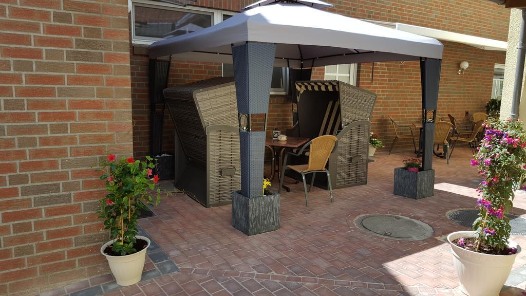 Hotel Drostenhof Garni Esens Luaran gambar