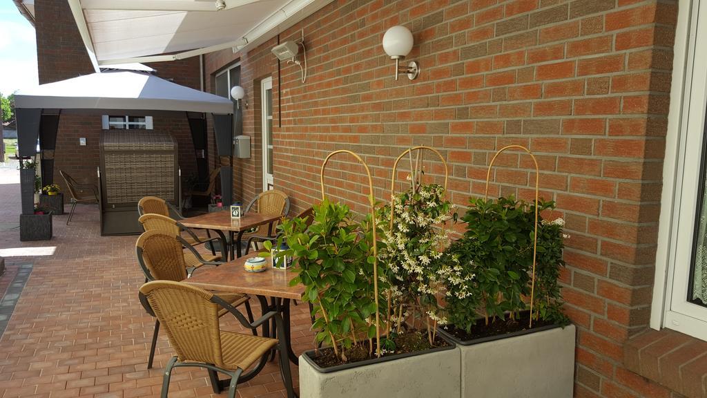 Hotel Drostenhof Garni Esens Luaran gambar