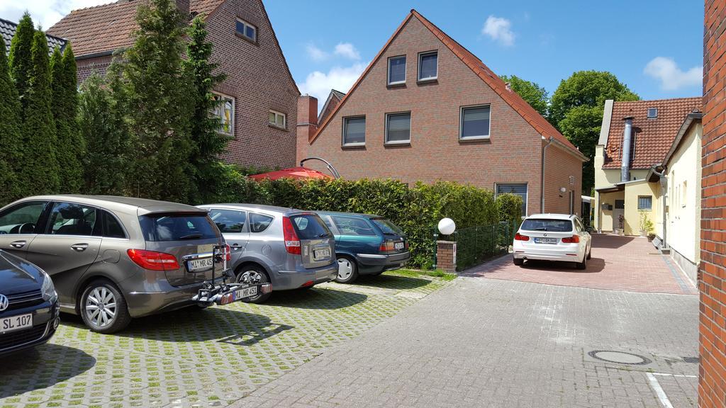 Hotel Drostenhof Garni Esens Luaran gambar